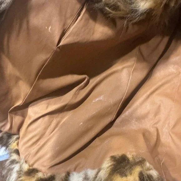 Vintage Long Hair FauxFur Statement Coat Brown Cream Tan Jacket Mobwife FestivaL - Picture 9 of 9